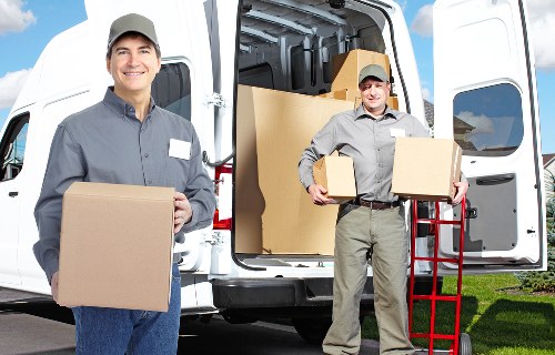 Free quote policy for South Tottenham storage pricing