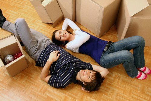Temporary storage space in Southtottenham for moving and renovation use